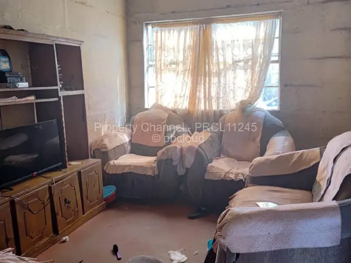 1 Bedroom House for Sale in Chitungwiza, Chitungwiza