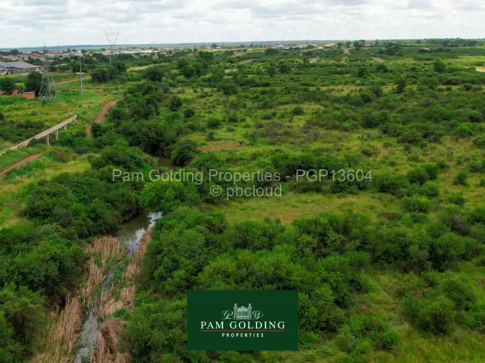 Commercial Stand for Sale in Hopeville, Bulawayo