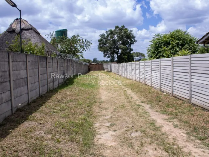 4 Bedroom House for Sale in Athlone, Harare