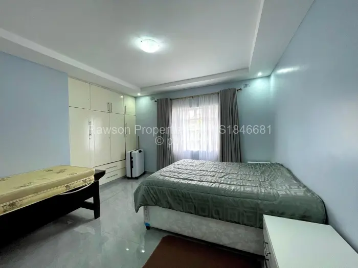 5 Bedroom House for Sale in Zimre Park, Harare