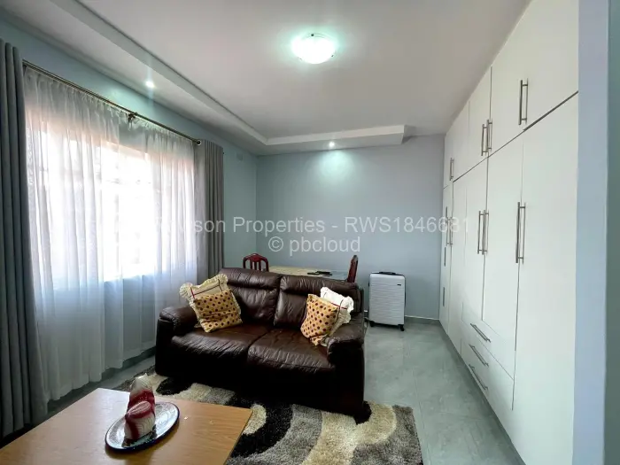 5 Bedroom House for Sale in Zimre Park, Harare