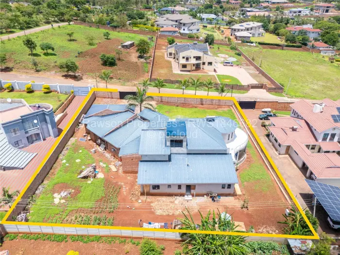 6 Bedroom House for Sale in Brookeview, Harare