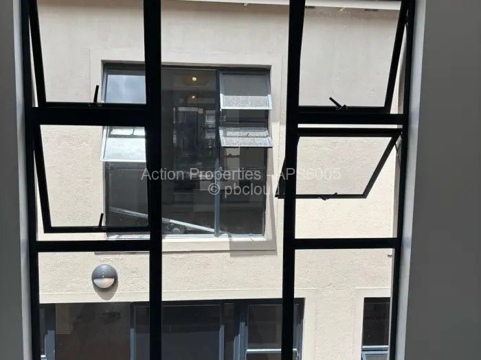 Flat/Apartment to Rent in Borrowdale, Harare