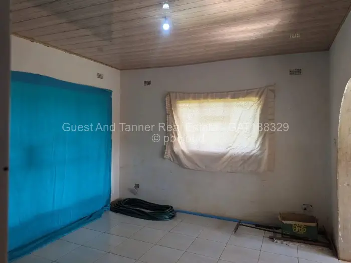 Residential Stand for Sale in Norton, Norton