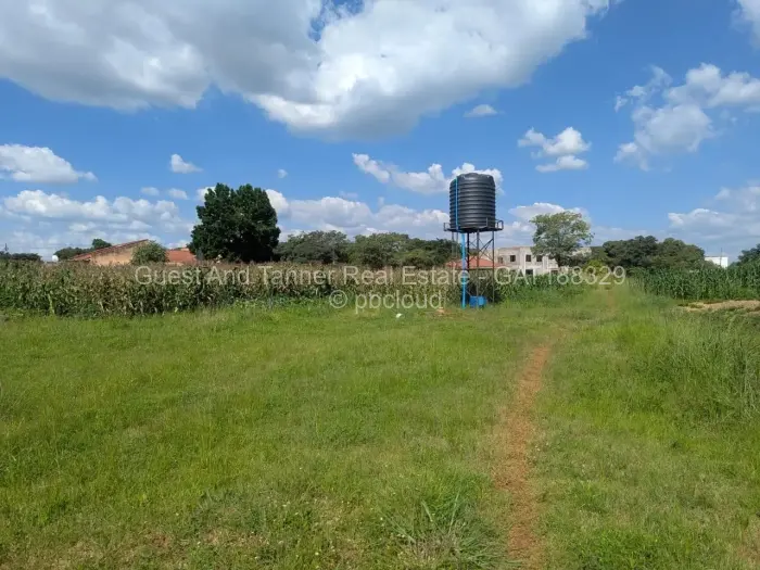 Residential Stand for Sale in Norton, Norton