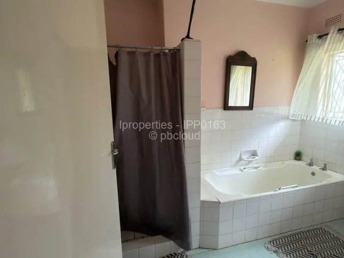 House to Rent in Ballantyne Park, Harare