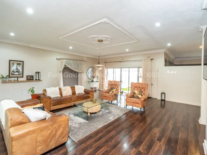 5 Bedroom House for Sale in Shawasha Hills, Harare