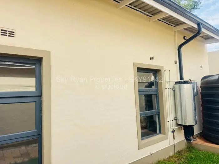 Flat/Apartment for Sale in Vainona, Harare