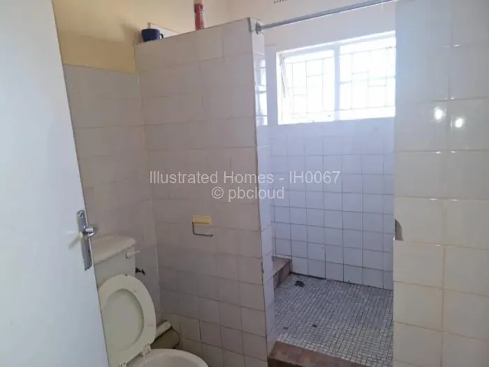 Townhouse/Cluster for Sale in Meyrick Park, Harare