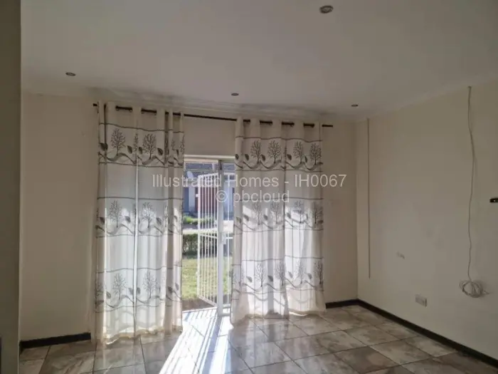 Townhouse/Cluster for Sale in Meyrick Park, Harare