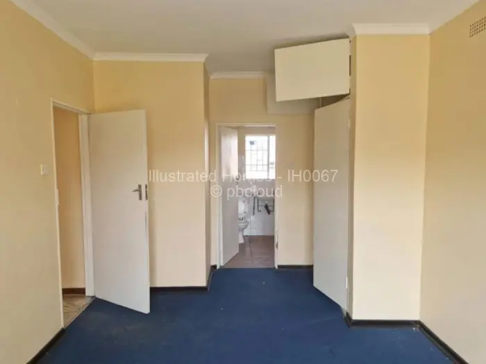 Townhouse/Cluster for Sale in Meyrick Park, Harare