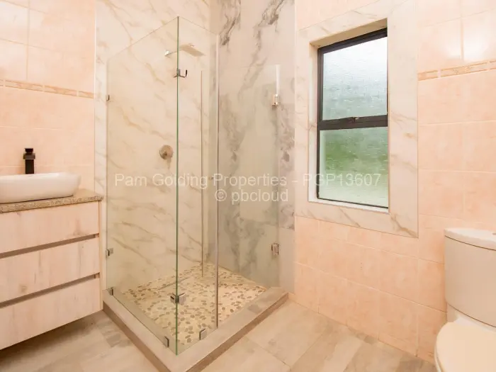 5 Bedroom House for Sale in Philadelphia, Harare