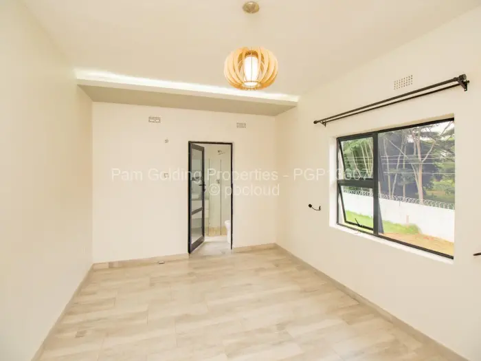 5 Bedroom House for Sale in Philadelphia, Harare
