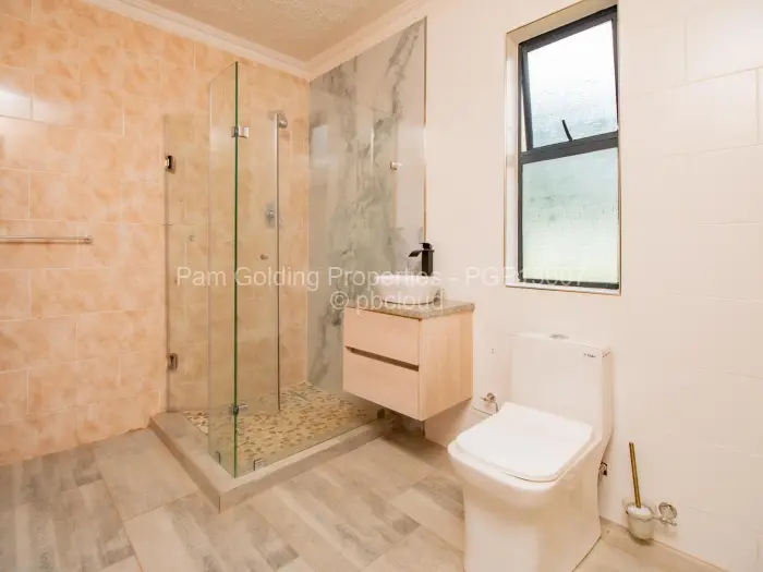 5 Bedroom House for Sale in Philadelphia, Harare