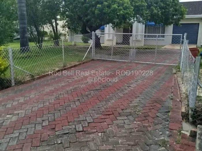 Townhouse/Cluster to Rent in Greendale, Harare