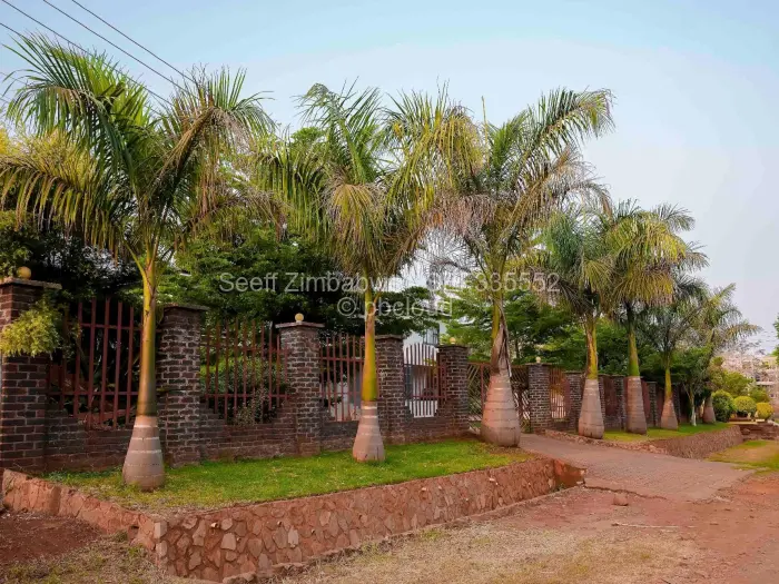 6 Bedroom House for Sale in Shawasha Hills, Harare