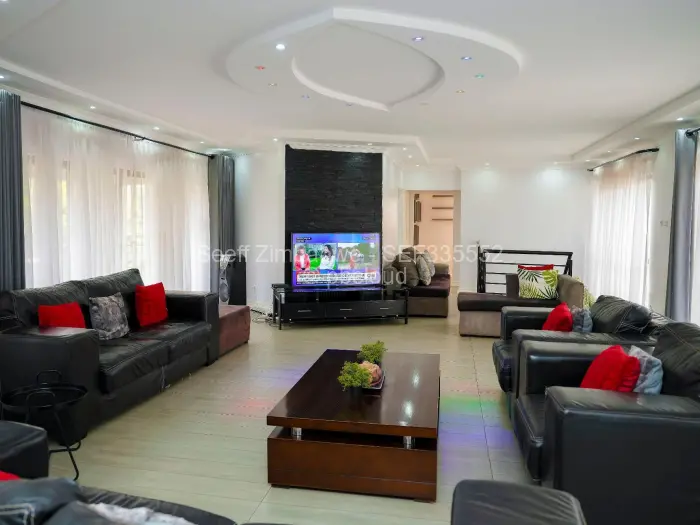 6 Bedroom House for Sale in Shawasha Hills, Harare