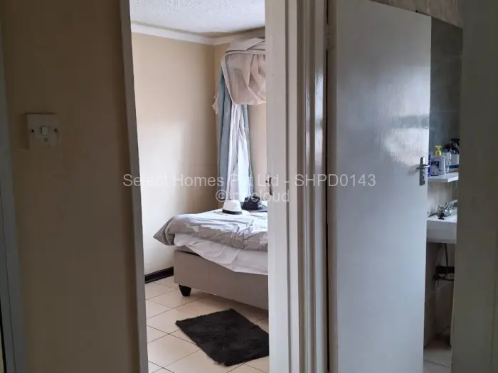 Flat/Apartment for Sale in Marlborough, Harare