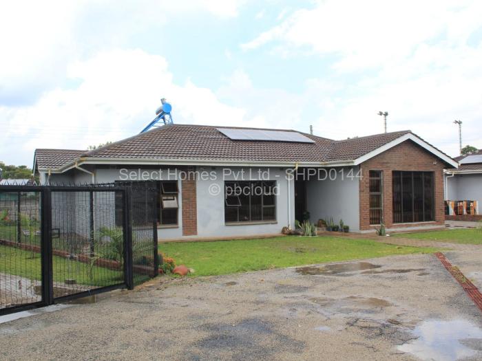 Townhouse/Cluster to Rent in Marlborough, Harare