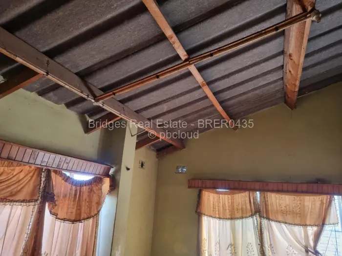 4 Bedroom House for Sale in Budiriro, Harare