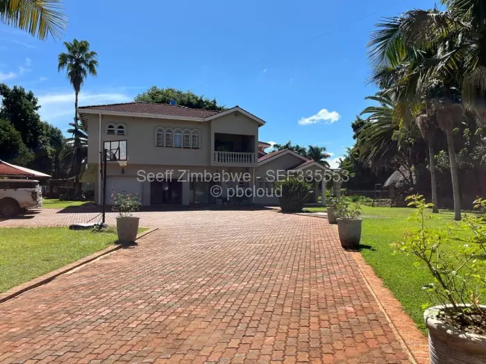 5 Bedroom House for Sale in Helensvale, Harare