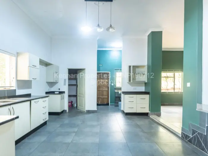 Townhouse/Cluster for Sale in Hogerty Hill, Harare