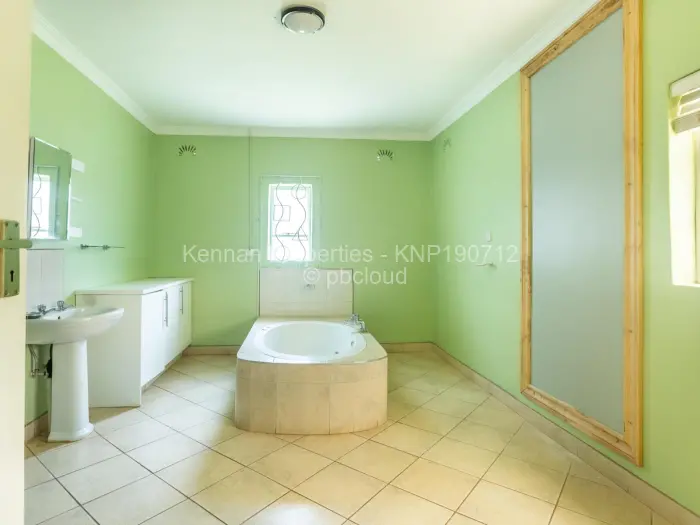 Townhouse/Cluster for Sale in Hogerty Hill, Harare