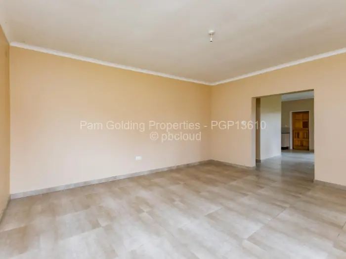 Townhouse/Cluster for Sale in Waterfalls, Harare