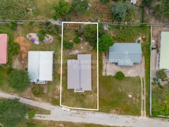 Townhouse/Cluster for Sale in Waterfalls, Harare