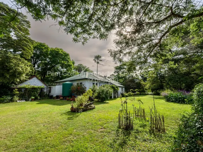 2 Bedroom House for Sale in Newlands, Harare