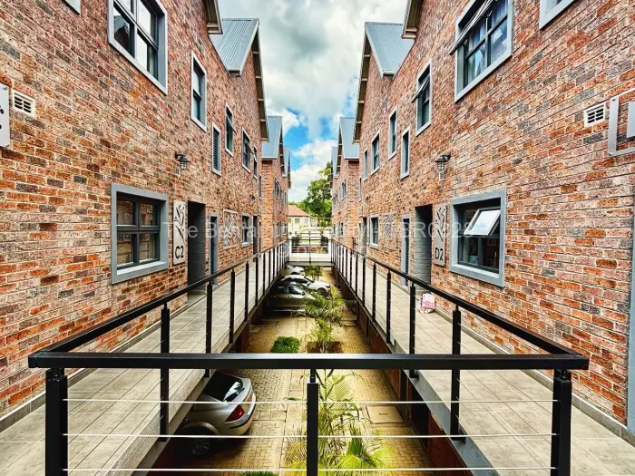 Townhouse/Cluster to Rent in Avondale, Harare