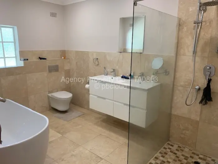 Townhouse/Cluster to Rent in Borrowdale Brooke