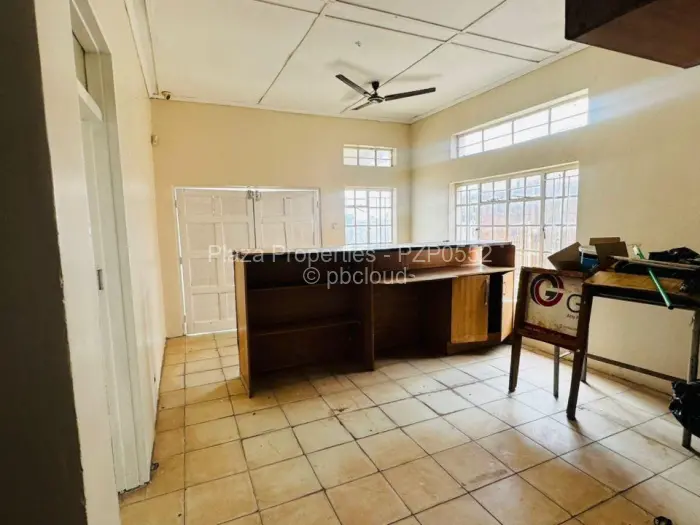 Retail/Shop to Rent in Manresa, Harare