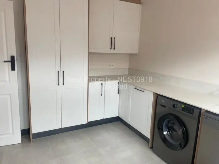 Townhouse/Cluster for Sale in Newlands, Harare