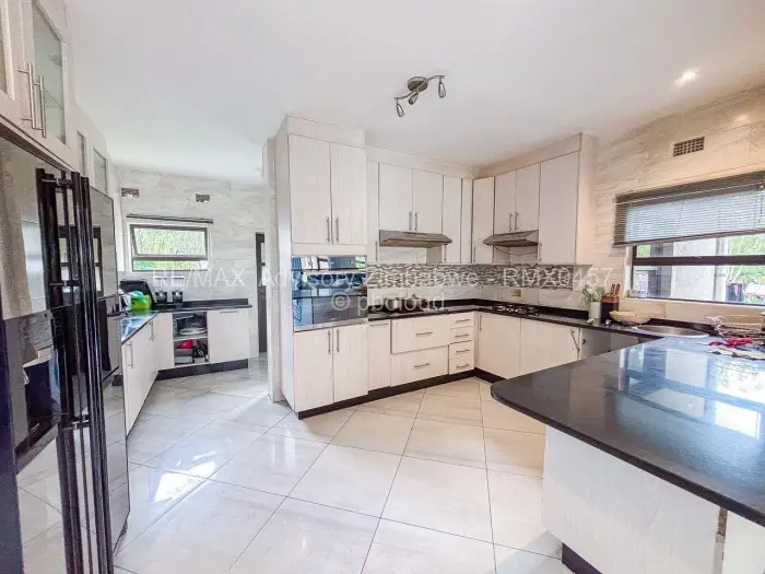 5 Bedroom House for Sale in Colne Valley, Harare