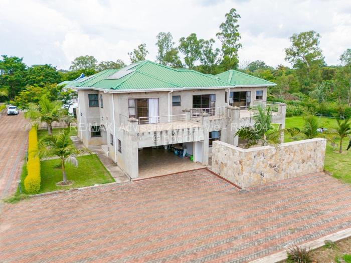 5 Bedroom House for Sale in Colne Valley, Harare