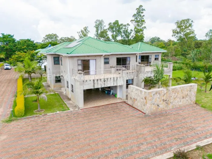 5 Bedroom House for Sale in Colne Valley, Harare