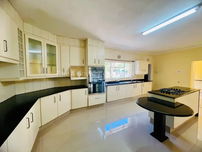 5 Bedroom House to Rent in Borrowdale West, Harare