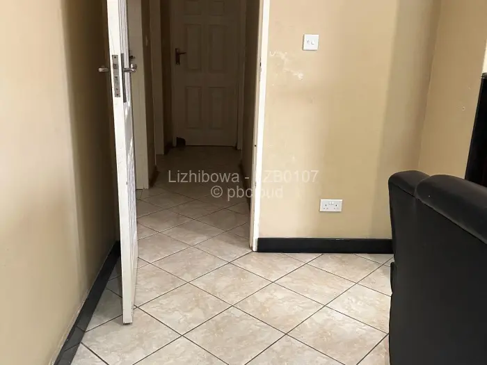 Townhouse/Cluster to Rent in Waterfalls, Harare