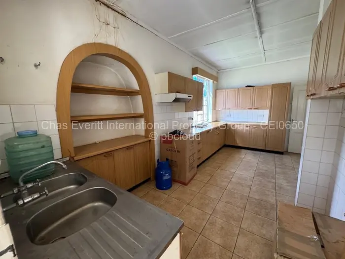 Office to Rent in Suburbs, Bulawayo