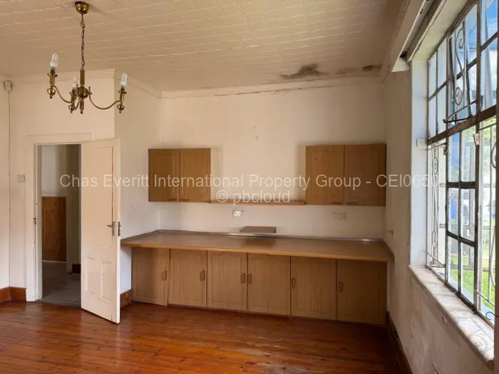 Office to Rent in Suburbs, Bulawayo