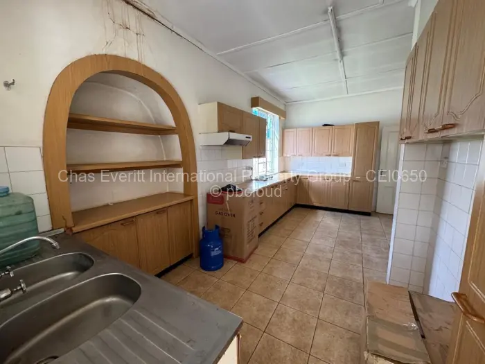 Office to Rent in Suburbs, Bulawayo