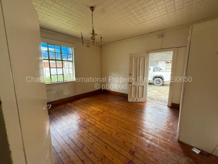 Office to Rent in Suburbs, Bulawayo