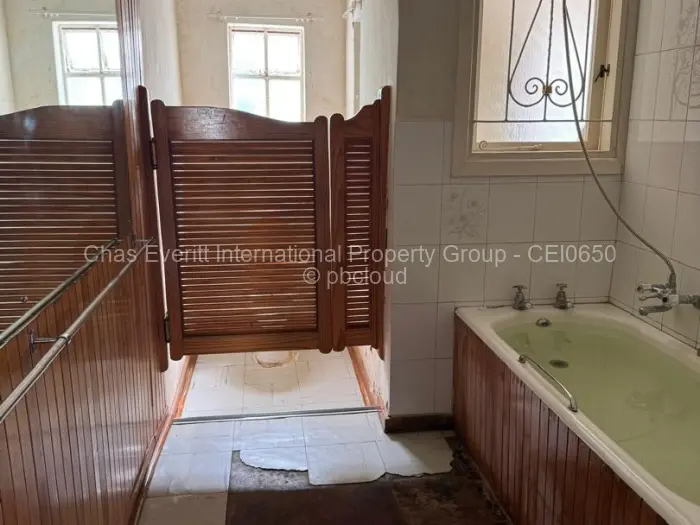 Office to Rent in Suburbs, Bulawayo