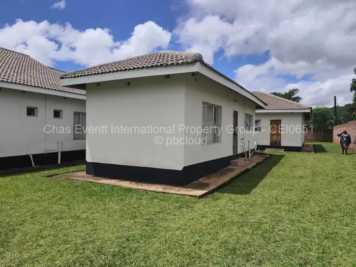 1 Bedroom Cottage/Garden Flat to Rent in Glen Lorne, Harare
