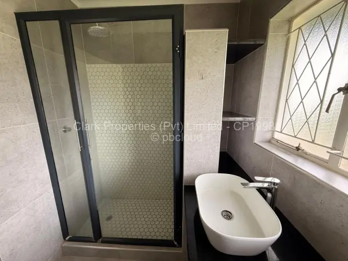 Flat/Apartment to Rent in Mount Pleasant, Harare