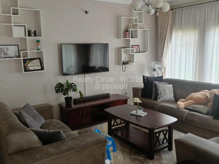 Townhouse/Cluster to Rent in Marlborough, Harare