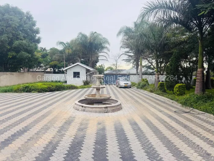 4 Bedroom House to Rent in Highlands, Harare