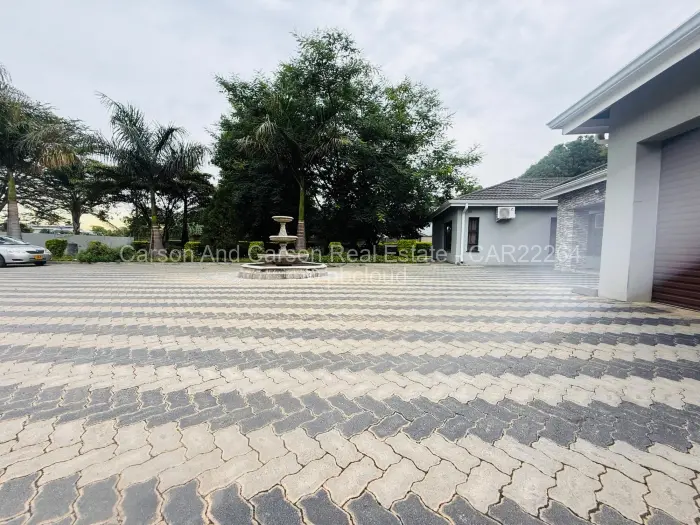 4 Bedroom House to Rent in Highlands, Harare