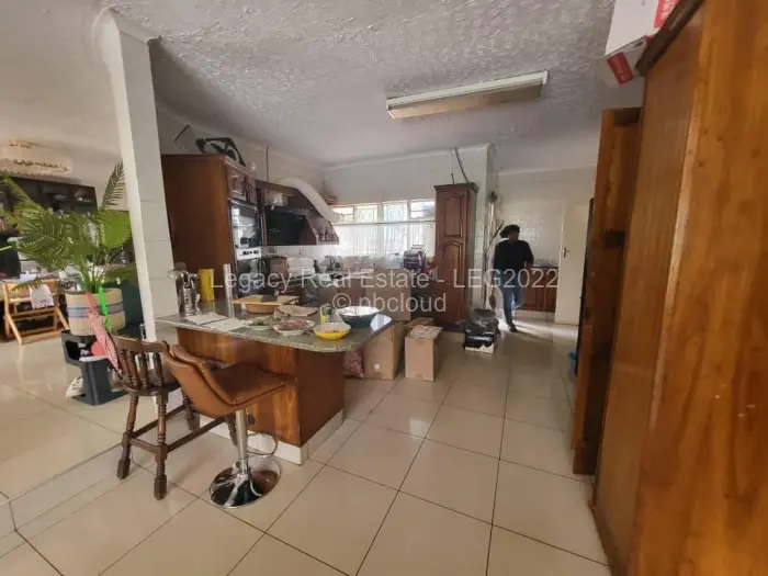 5 Bedroom House for Sale in Mount Pleasant, Harare